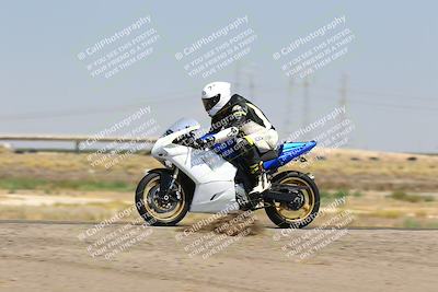 media/Sep-01-2025-Lets Ride (Mon) [[4370d11284]]/B Group/1220pm (Wheelie Bump)/